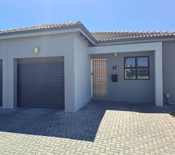 2 Bedroom Property for Sale in Muizenberg Western Cape